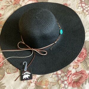 Oversized Black Sun Hat